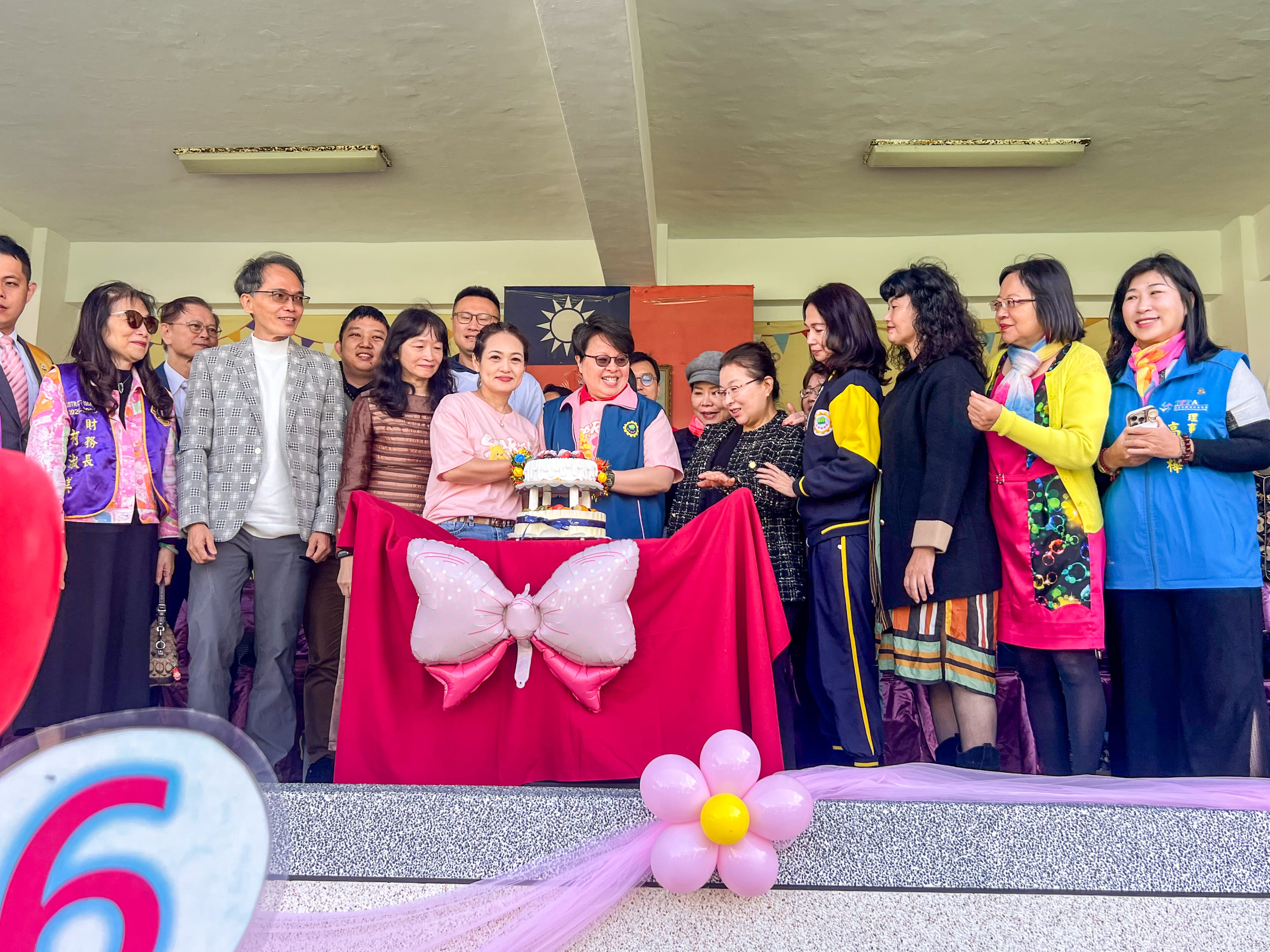 @All 午飯到了，請至行銷領取