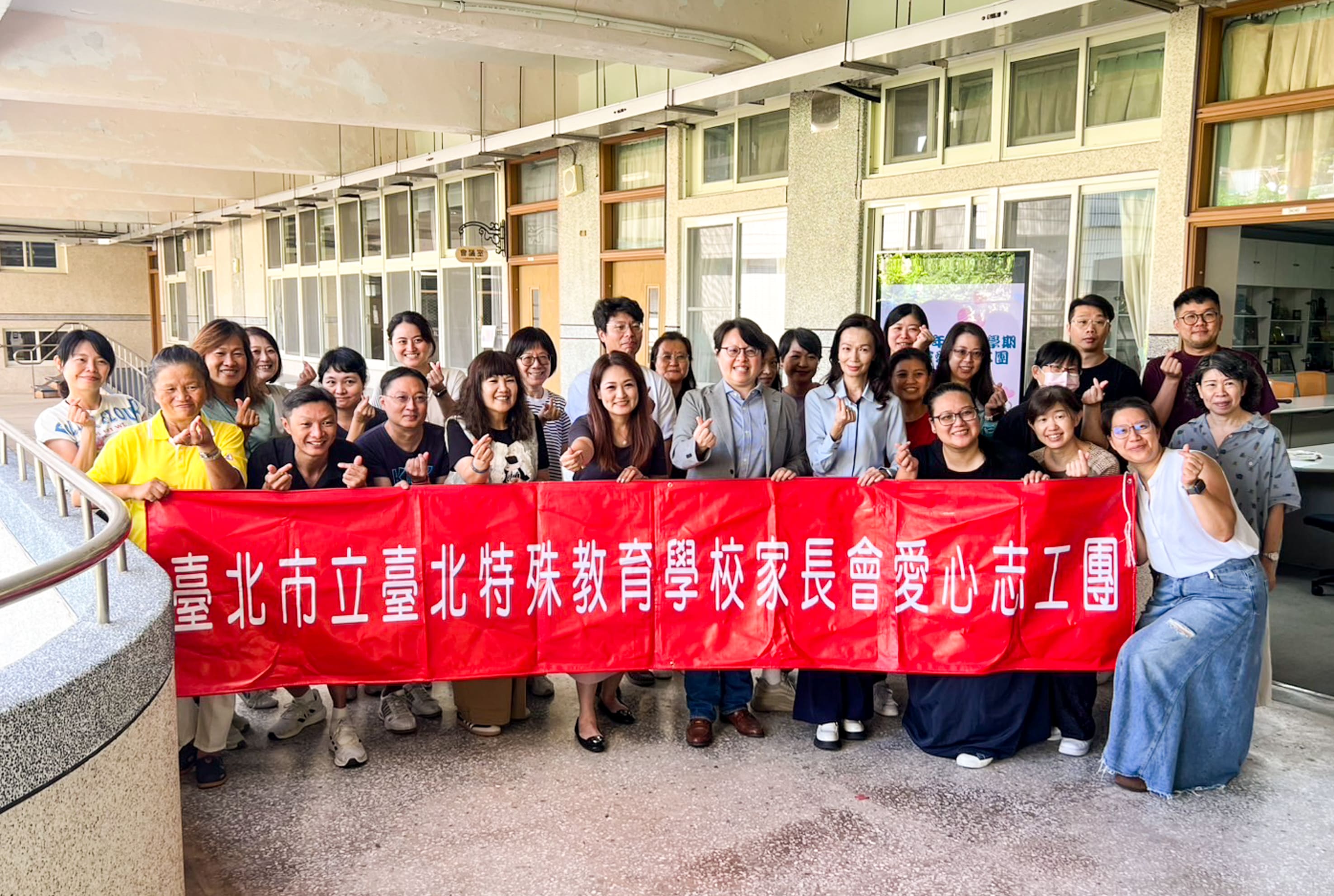 殳蓁蓁總經理曾受邀於北特家長會分享作為特殊孩子母親的陪伴歷程，展現與北特深厚的長期連結。